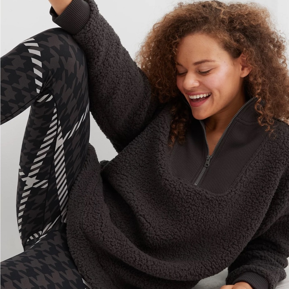 NEW AE Aerie Dream Sherpa Quarter Zip Sweatshirt Smoked Gray Black Medium